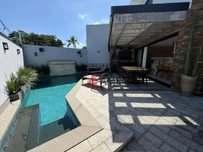 Casa com 3 Quartos à venda, 220m² no Camboinhas, Niterói