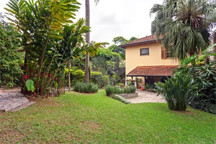 Sobrado com 3 Quartos à venda, 250m² no Jardim Petrópolis, São Paulo