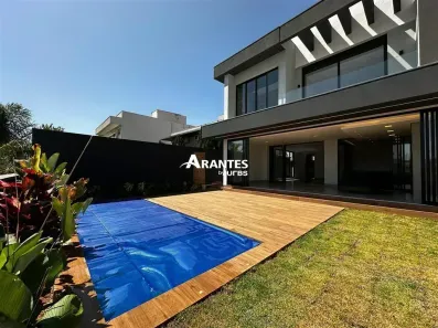 Casa de Condomínio com 4 Quartos à venda, 298m² no Gávea, Uberlândia