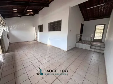 Casa com 3 Quartos à venda, 199m² no Vila Santa Cruz, Franca