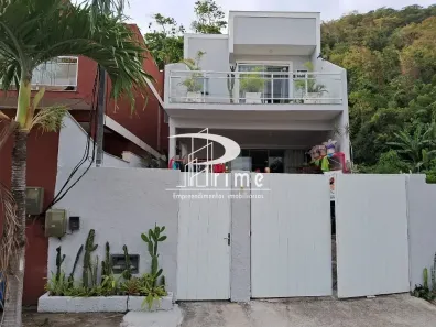 Casa com 4 Quartos à venda, 140m² no Piratininga, Niterói