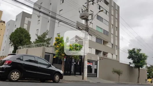 Apartamento com 3 Quartos para alugar, 110m² no Martins, Uberlândia