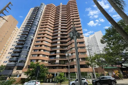 Apartamento com 3 Quartos à venda, 188m² no Água Verde, Curitiba