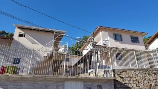 Kitnet com 2 Quartos para alugar, 30m² no Pantanal, Florianópolis