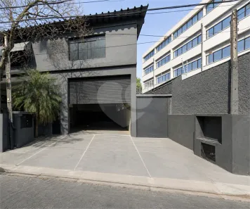 Galpão/Depósito/Armazém para alugar, 200m² no Parque São Domingos, São Paulo