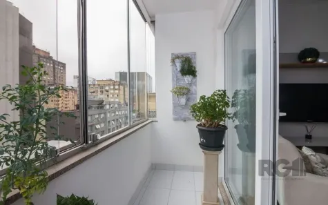 Apartamento com 2 Quartos à venda, 83m² no Centro Histórico, Porto Alegre