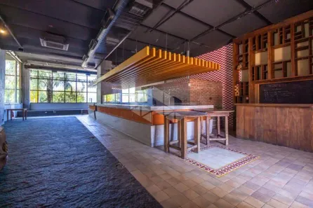 Ponto Comercial para alugar, 294m² no Cristal, Porto Alegre