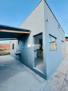 Casa com 2 Quartos à venda, 55m² no São Jorge, Uberlândia