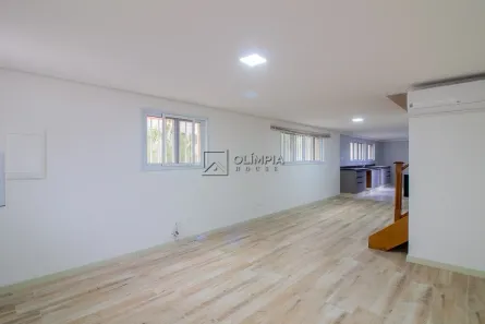Casa de Condomínio com 3 Quartos para alugar, 180m² no Pinheiros, São Paulo