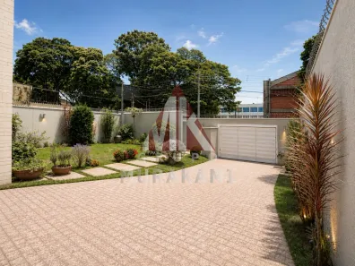 Sobrado com 3 Quartos para alugar, 430m² no Zona 02, Maringá