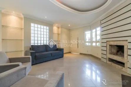 Casa com 3 Quartos à venda, 208m² no Sarandi, Porto Alegre