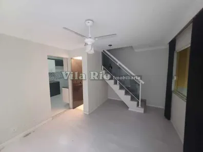 Casa de Condomínio com 2 Quartos à venda, 65m² no Oswaldo Cruz, Rio de Janeiro