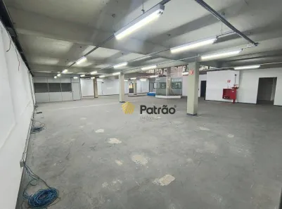 Sala Comercial para alugar, 900m² no Piraporinha, Diadema