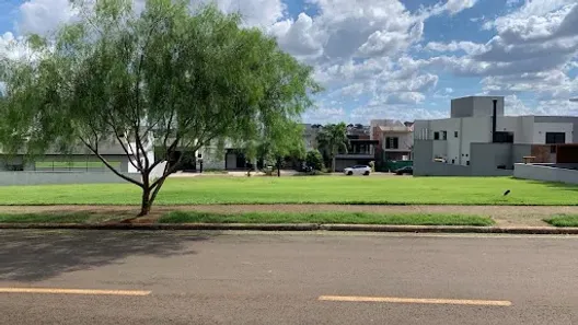 Lote/Terreno à venda, 273m² no Conjunto Habitacional Alexandre Urbanas, Londrina