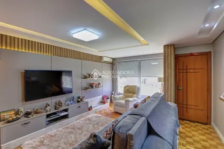 Casa com 2 Quartos à venda, 126m² no Cavalhada, Porto Alegre