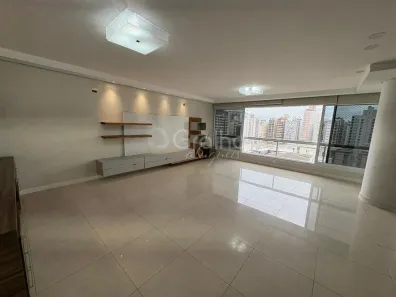 Apartamento com 4 Quartos para alugar, 206m² no Centro, Florianópolis