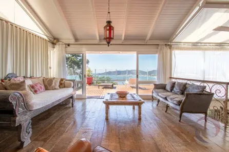 Casa com 4 Quartos à venda, 440m² no Lagoa da Conceição, Florianópolis
