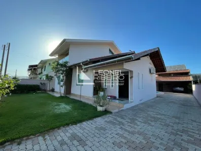 Casa com 3 Quartos à venda, 264m² no Das Nações, Timbó
