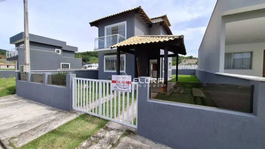 Casa de Condomínio com 2 Quartos à venda, 110m² no Itapeba, Maricá