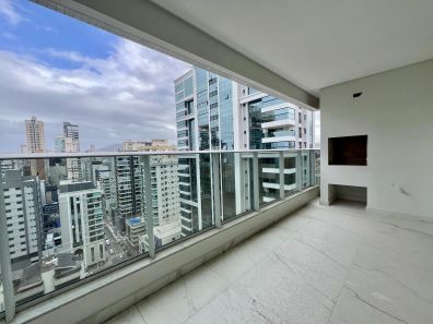Apartamento com 3 Quartos à venda, 131m² no Meia Praia, Itapema