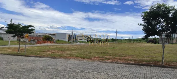 Lote/Terreno à venda, 548m² no Parque Residencial Maria Elmira, Caçapava