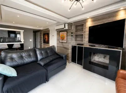 Apartamento com 3 Quartos para alugar, 117m² no Jardim Itu, Porto Alegre