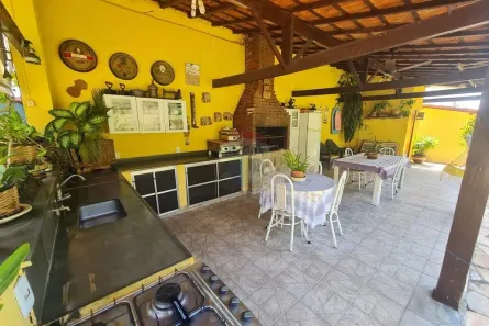 Fazenda/Sítio com 3 Quartos à venda, 230m² no Centro, Santo Antônio de Posse