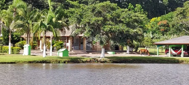 Fazenda/Sítio com 3 Quartos à venda, 20000m² no Águas Claras, Viamão