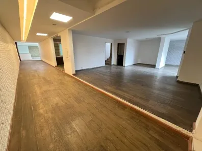 com 3 Quartos para alugar, 341m² no Barreiro, Belo Horizonte