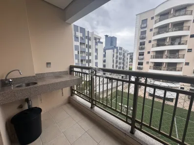 Apartamento com 3 Quartos à venda, 80m² no Pantanal, Florianópolis