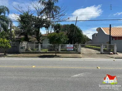 Lote/Terreno à venda, 810m² no Iririú, Joinville