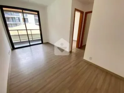 Apartamento com 2 Quartos à venda, 62m² no Corrêas, Petrópolis