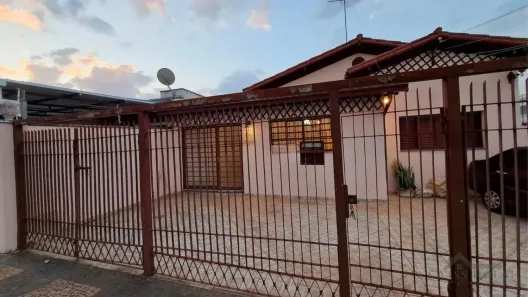 Casa com 3 Quartos à venda, 170m² no Parque São Quirino, Campinas
