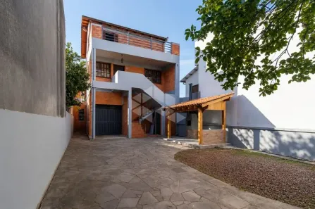 Casa com 4 Quartos para alugar, 290m² no Petrópolis, Porto Alegre