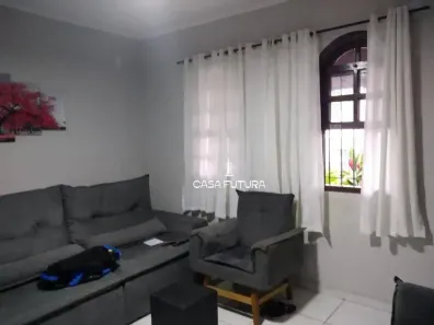 Casa com 5 Quartos à venda, 220m² no Retiro, Volta Redonda