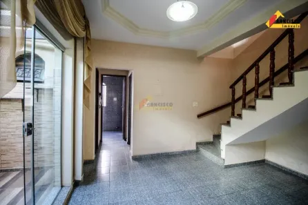 Casa com 3 Quartos à venda, 212m² no Catalão, Divinópolis