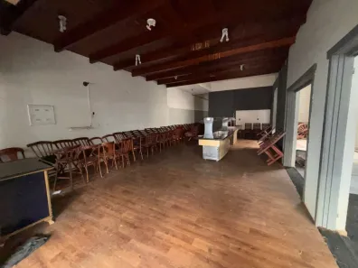 Ponto Comercial à venda, 300m² no Menino Deus, Porto Alegre