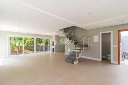 Casa de Condomínio com 3 Quartos para alugar, 300m² no Pedra Redonda, Porto Alegre