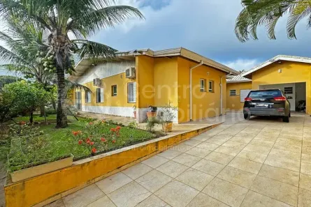 Casa com 4 Quartos à venda, 222m² no Parque Turistico, Peruíbe