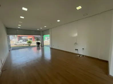 Ponto Comercial para alugar, 52m² no Jardim Petrópolis, Cuiabá
