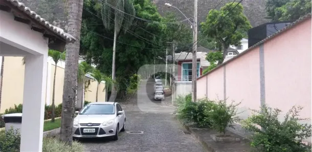 Lote/Terreno à venda, 1300m² no Camorim, Rio de Janeiro