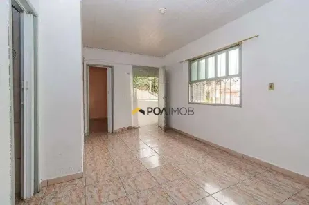 Casa com 2 Quartos para alugar, 50m² no Partenon, Porto Alegre