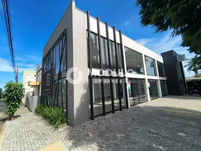 Ponto Comercial para alugar, 330m² no Santa Mônica, Uberlândia