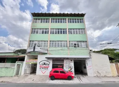 Prédio Comercial para alugar, 150m² no Riacho das Pedras, Contagem