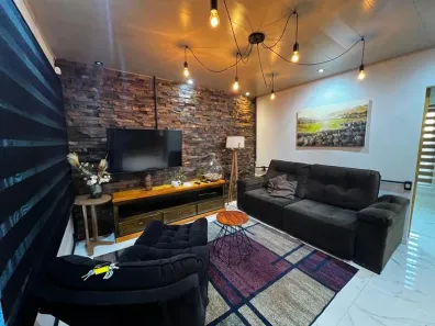 Casa com 2 Quartos à venda, 65m² no Petrópolis, Novo Hamburgo