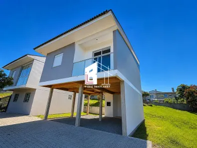 Sobrado com 2 Quartos à venda, 89m² no Charqueadas, Caxias do Sul
