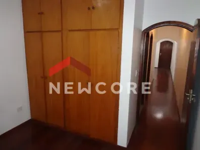 Sobrado com 3 Quartos à venda, 198m² no Vila Campesina, Osasco