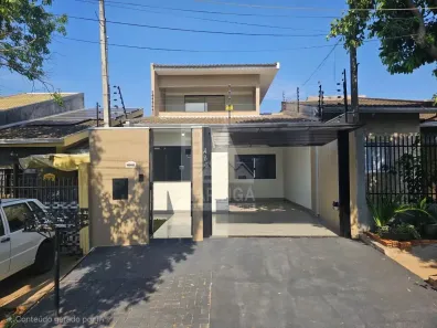Sobrado com 3 Quartos à venda, 123m² no Jardim Dias I, Maringá