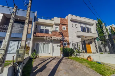 Casa de Condomínio com 3 Quartos à venda, 146m² no Hípica, Porto Alegre