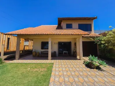 Casa com 3 Quartos à venda, 200m² no Santa Teresinha, Imbé